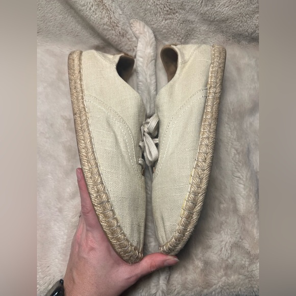 Olukai Women's KAULA PA'A LI Linen Espadrille Sneakers Shoes Size 9.5 - Picture 3 of 6